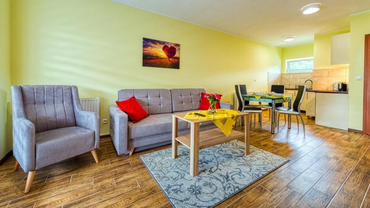Apartamenty Kwisa ชเวียราโดว์-สโดรยจ์ ภายนอก รูปภาพ